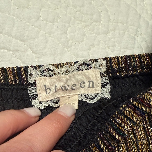 btween Gold and Black Striped Kids Ruffle 2 piece - Picture 3 of 4